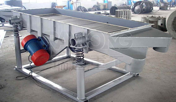 Linear vibrating screen